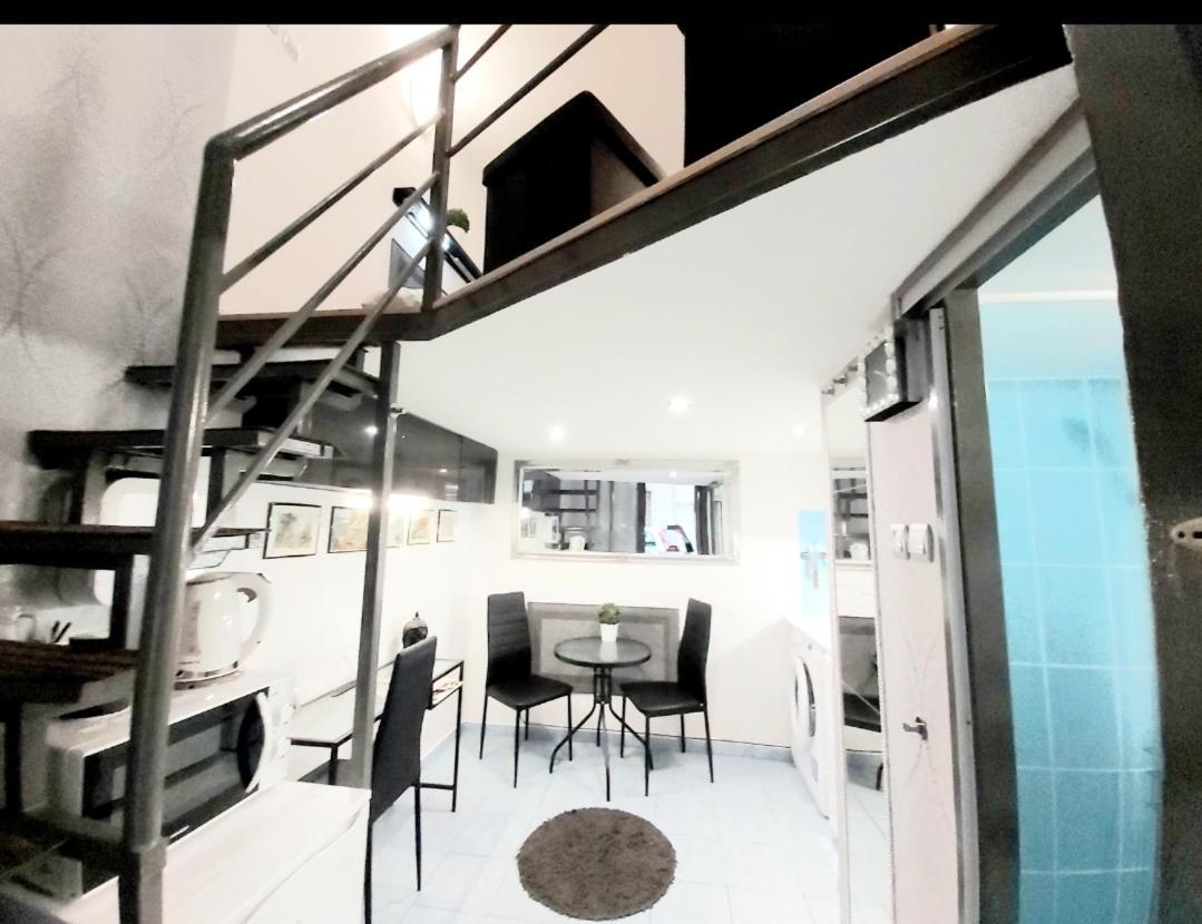 Like Studio City Centrum, Wifi, Terrace Budapest Exterior photo